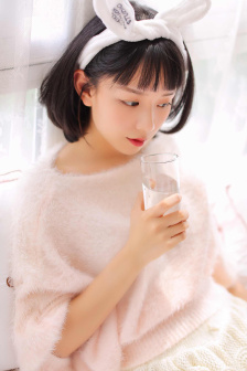 美女请别影响我学习